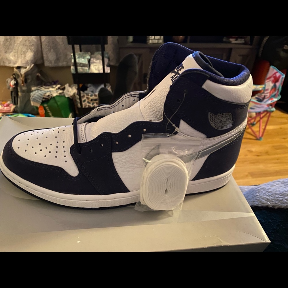 MENS 11.5 BRAND NEW